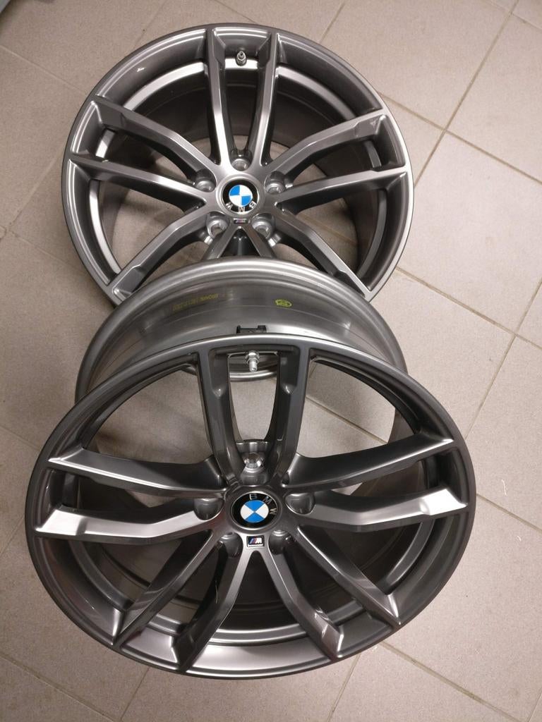 2 Jantes Alu originales BMW M 18", Auto-onderdelen, Banden en Velgen, 18 inch, Velg(en)
