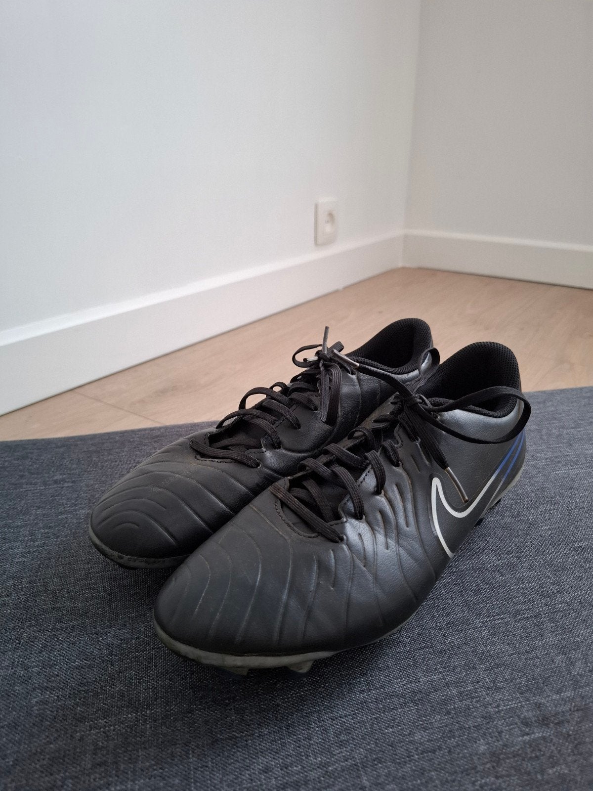 Chaussures de football Nike Tiempo, Enlèvement, Utilisé, Chaussures