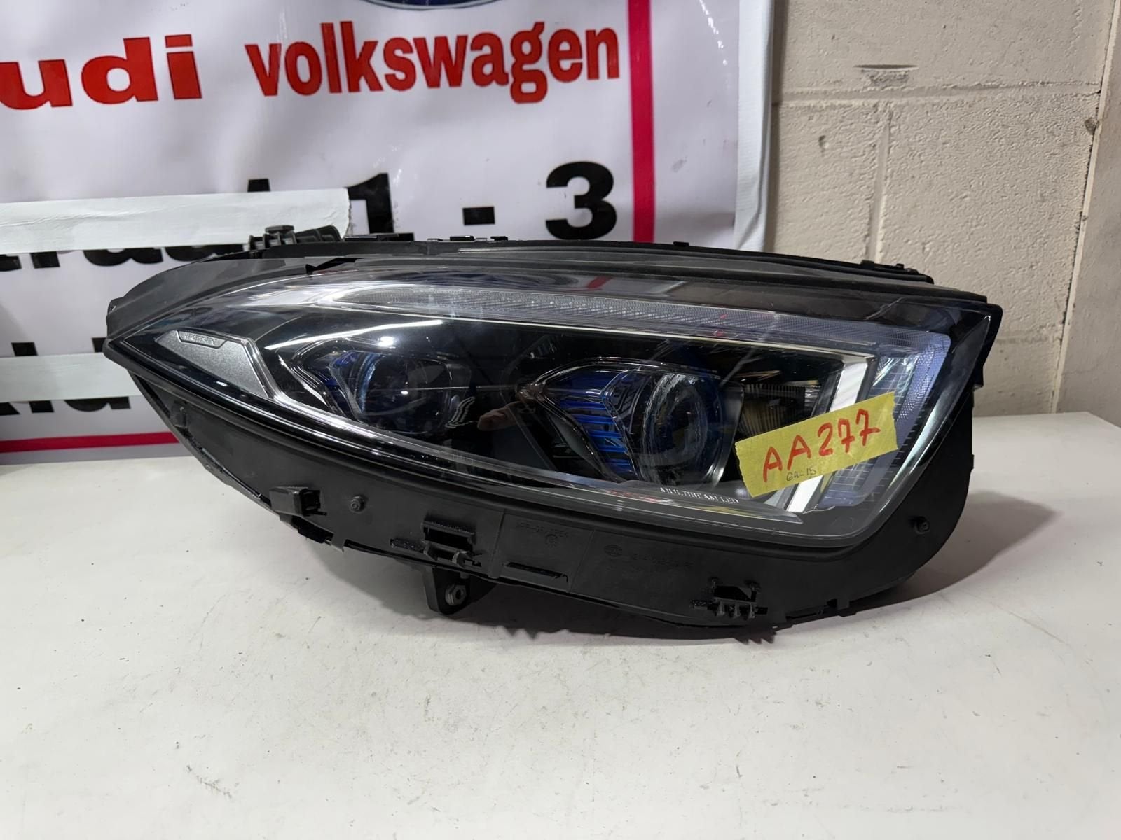 Mercedes-Benz CLS C257 koplamp, Gebruikt, -, -, Ophalen of Verzenden