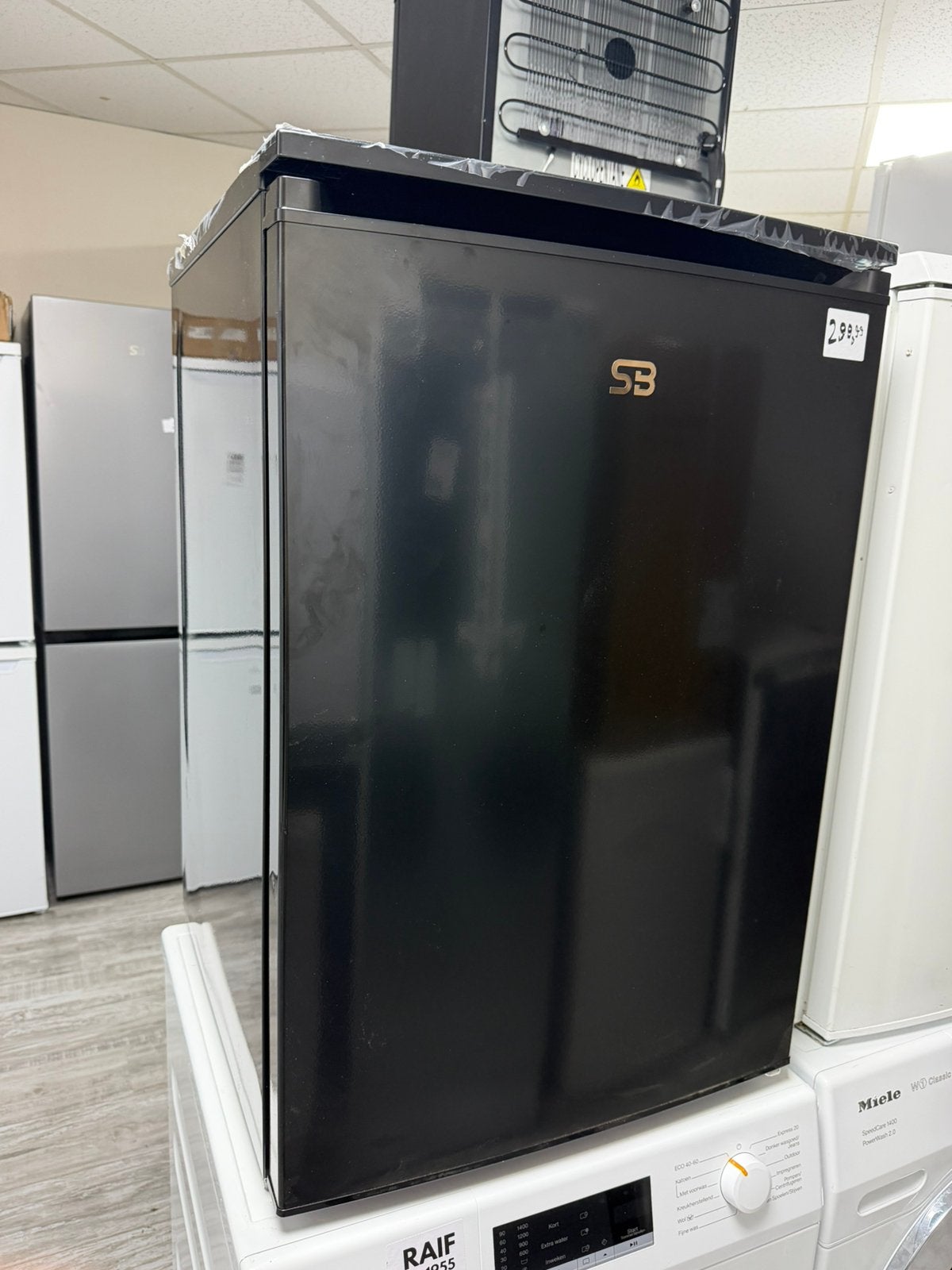 SB Tafelmodel Vriezer LowFrost 103L Zwart B-Keuze Nieuw, Vrieskast, Minder dan 85 cm, Nieuw, Minder dan 60 cm