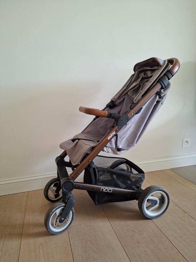 Musty nexo plooibuggy, Enfants & Bébés, Buggys, Enlèvement