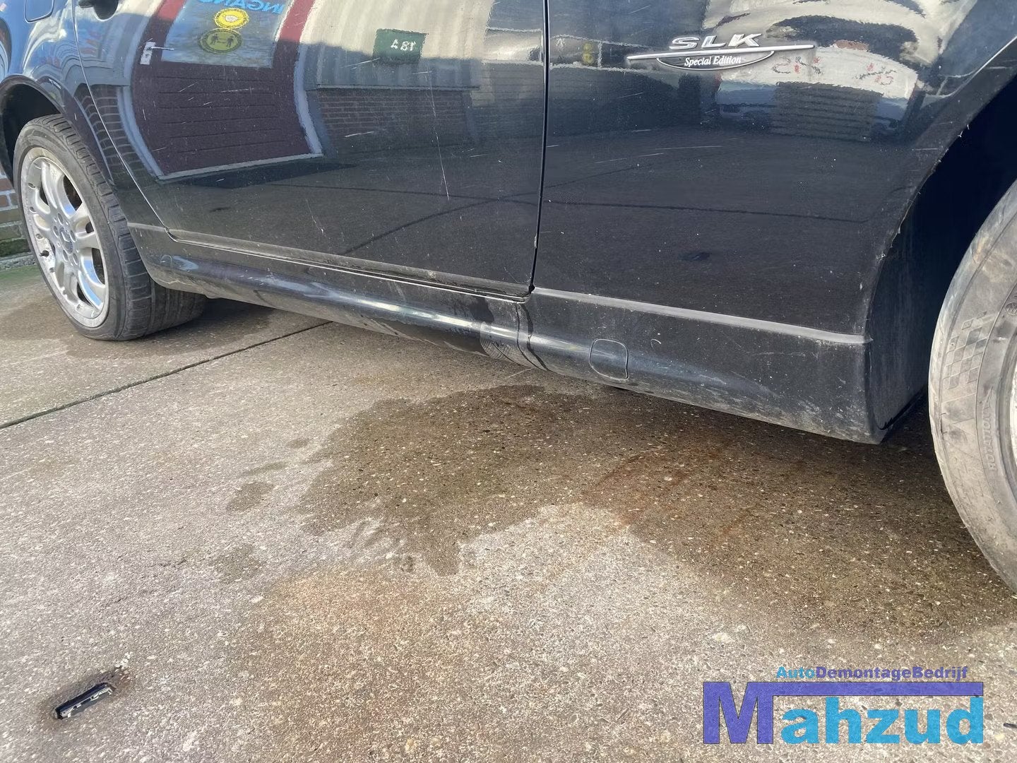 MERCEDES SLK R170 Zwart C197 rechts Sideskirt zijskirt 1996-, Mercedes-Benz AG, Mercedes-Benz, Utilisé, Mercedesstrasse 120
70372  Stuttgart, DE