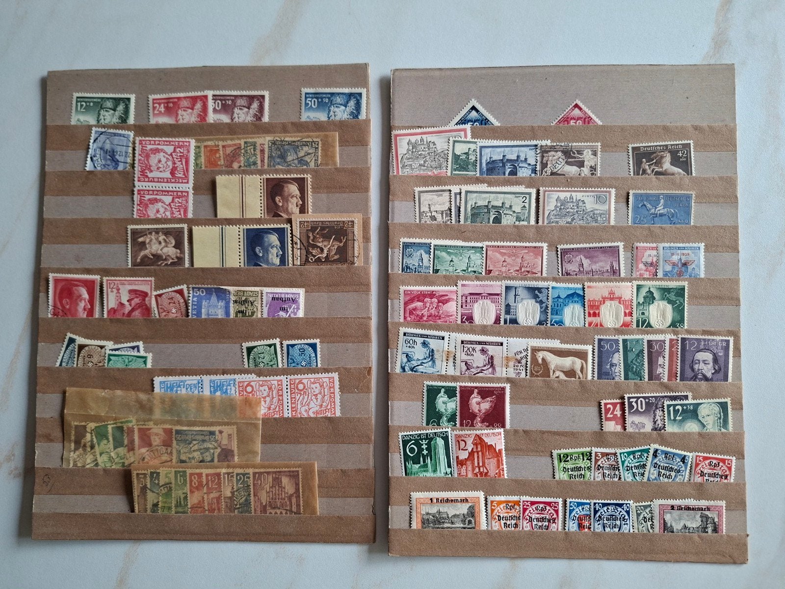 2 postzegelvellen te koop, Postzegels en Munten, Postzegels | Volle albums en Verzamelingen, Ophalen of Verzenden