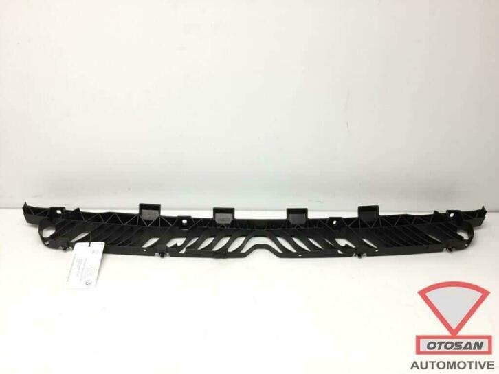 centre de guidage de pare chocs arri re vw touareg 2017 7608, Pare-chocs, Volkswagen, Volkswagen AG, Vw@volkswagen.de