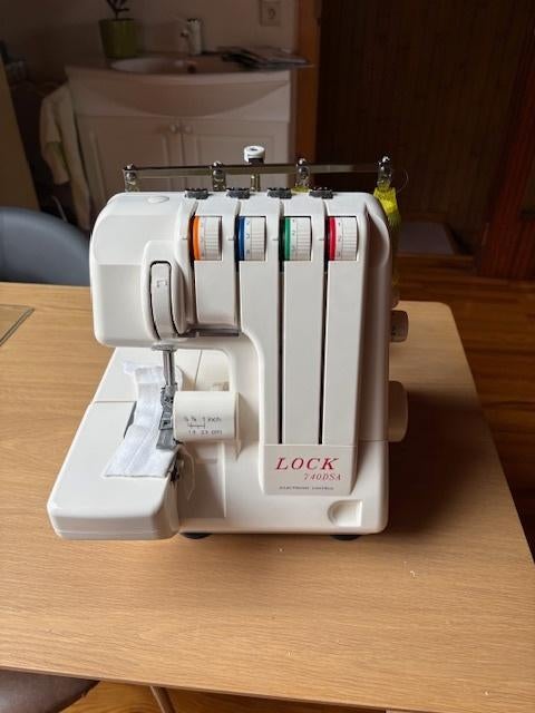 Naaimachine - Overlock, Ophalen, Nieuw, Naaimachine, Overige merken