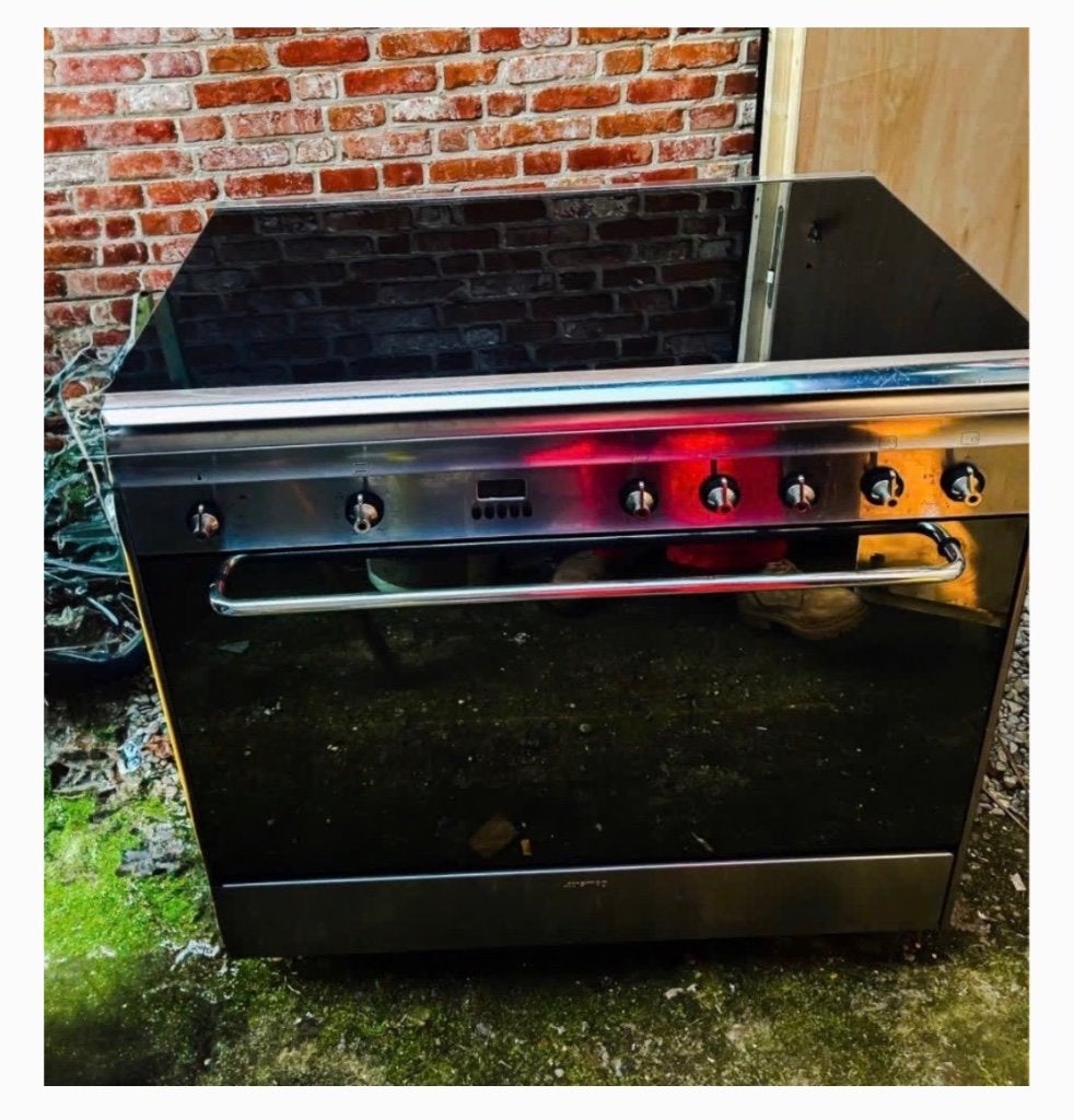Smeg gasfornuis, Elektronische apparatuur, Ophalen