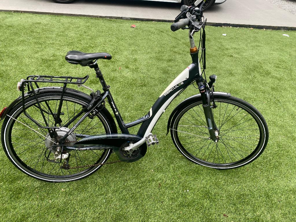 Elektrische fiets, Fietsen en Brommers, Elektrische fietsen, Gebruikt, 47 tot 51 cm, 50 km per accu of meer, Ophalen