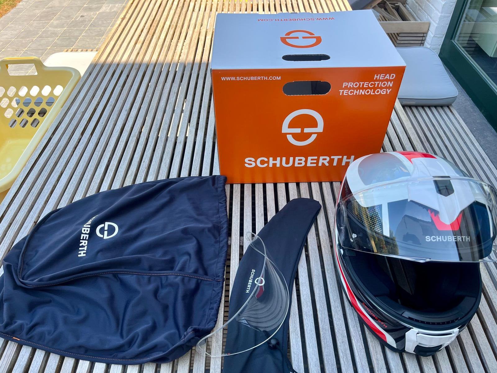 Integraalhelm Schubert S3 M/57 + communicatieset SC2, Motoren, Ophalen, M, Heren, Nieuw zonder kaartje