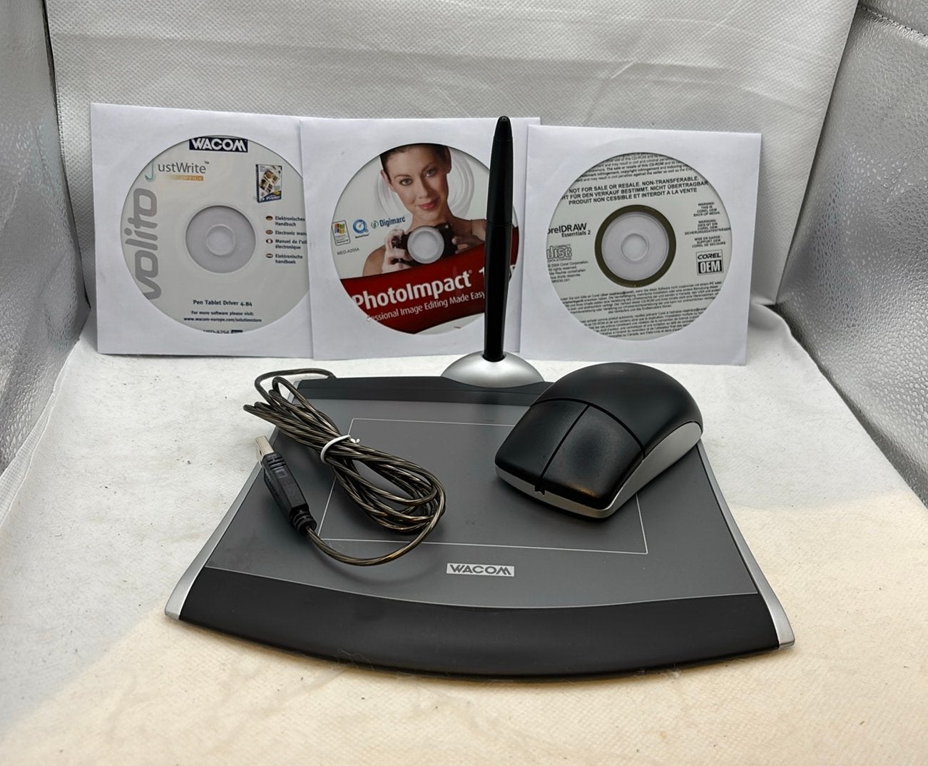 Wacom Graphire tekentablet complete set - pen, muis, cd's, Computers en Software, Ophalen of Verzenden, Gebruikt