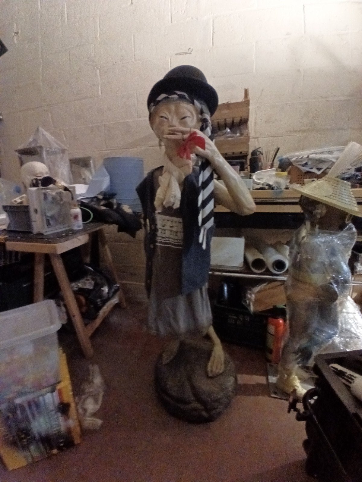 Alien statue., Collections, Enlèvement, Comme neuf