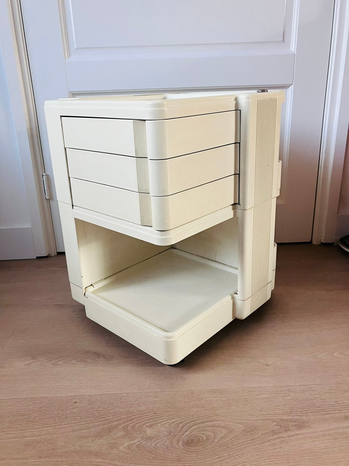 Vintage Joe Colombo B-Line Boy Trolley, Ophalen