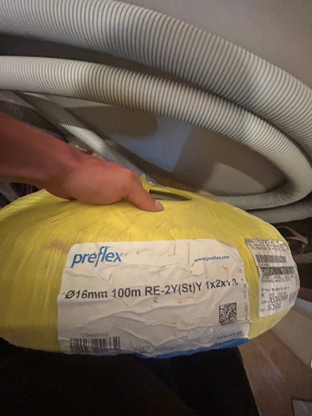 Preflex met een afgeschermde stuurkabel / datakabel, Ophalen, Nieuw