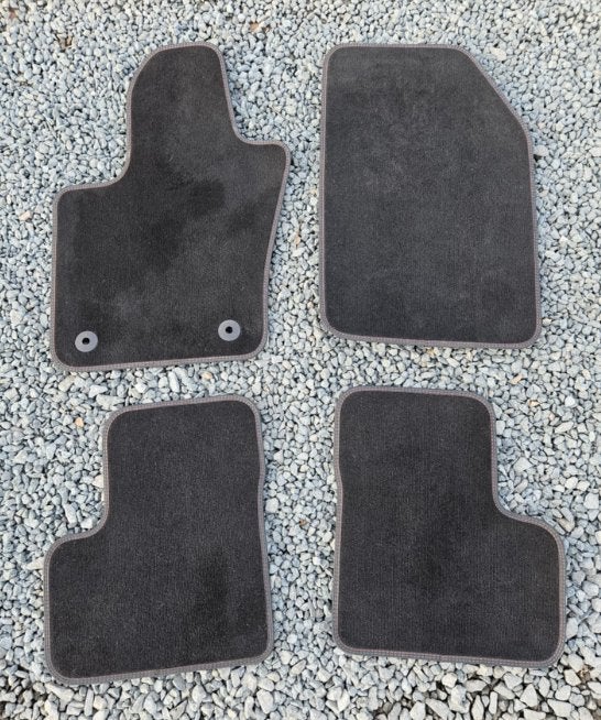 Tapis de sol Fiat 500 X en velours, Enlèvement, Utilisé