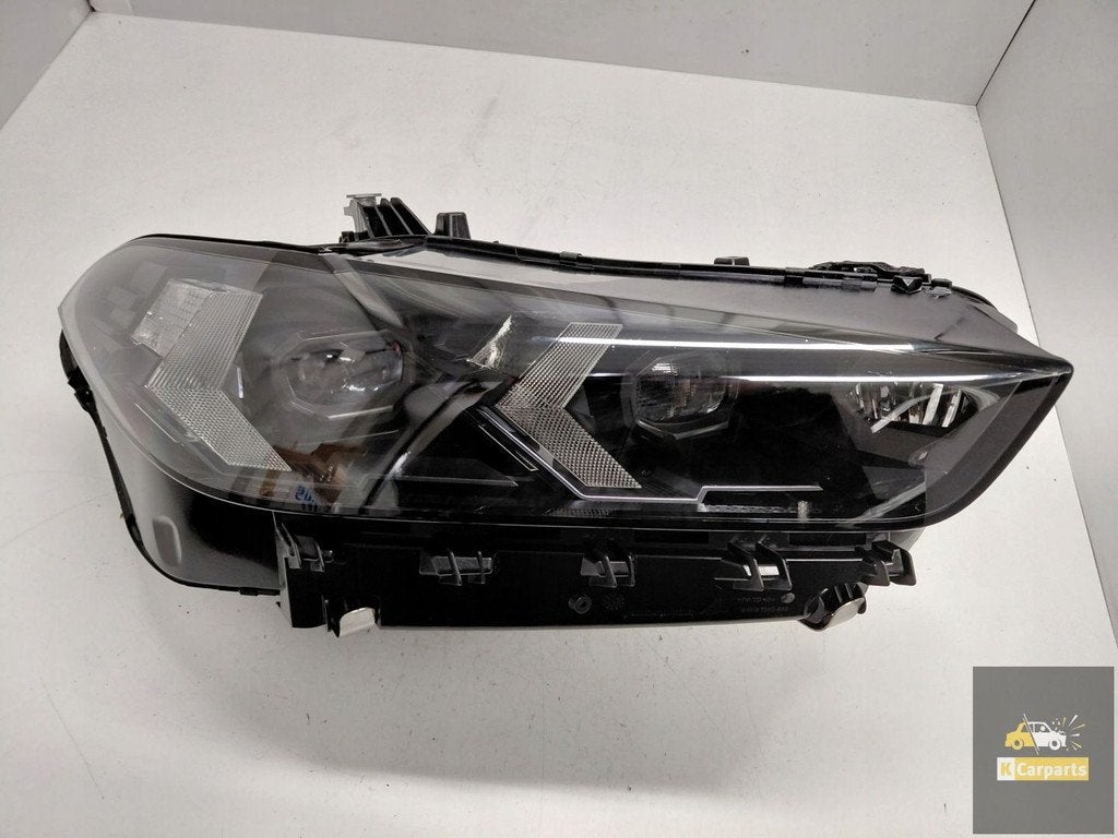 5A8E116, BMW G05 G06 X5 X6 Lift Volledig Led Schaduw Met Ver, Petuelring 130
80788  Munich, DE, Gebruikt, Info@bmw.de, BMW