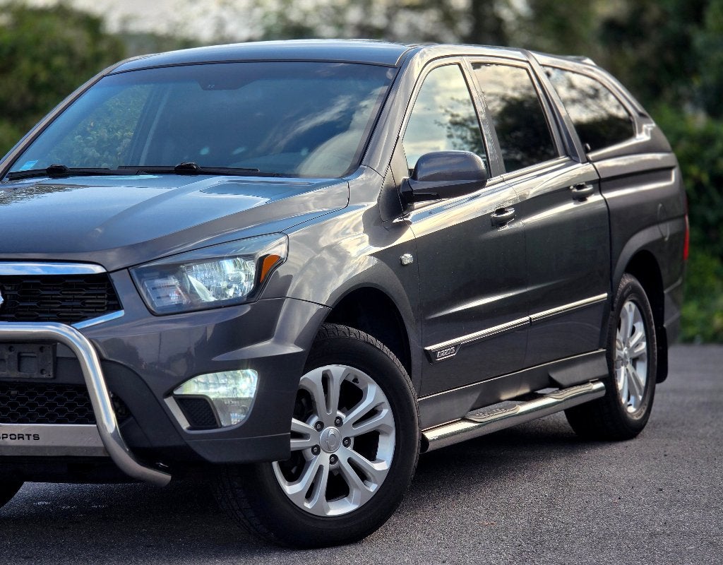 SSANGYONG Actyon Sports  2.2 Diesel  178ch - 02/2017  Euro 6, Auto's, Bedrijf, Vierwielaandrijving, SUV of Terreinwagen, Zilver of Grijs