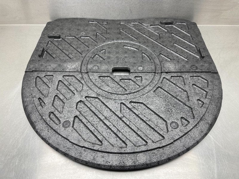 CACHE PLAQUE Mitsubishi Colt (Z2 / Z3) (01-2004/06-2012), Utilisé, Mitsubishi