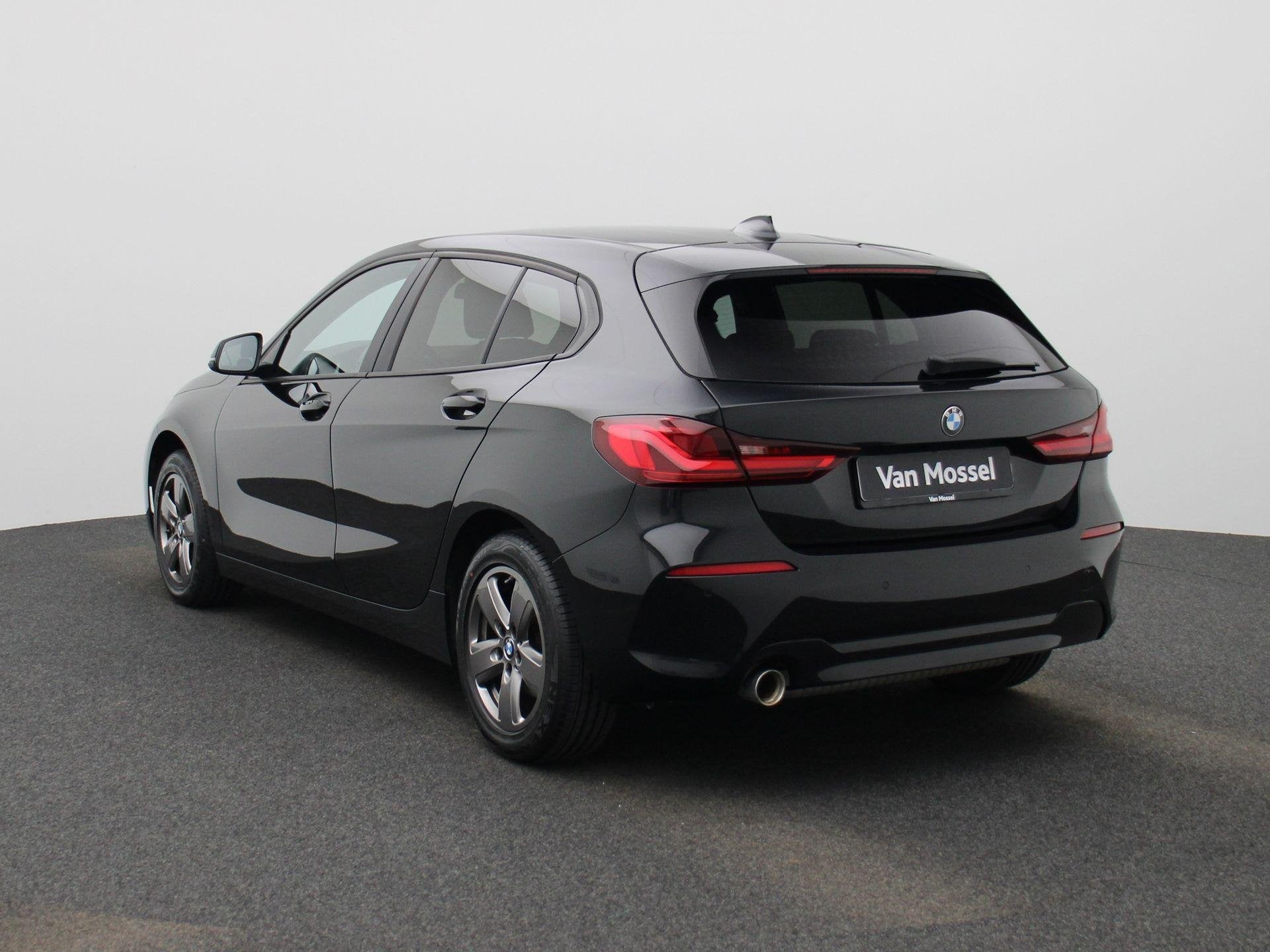 BMW 1 Serie Hatch 116iA (80 kW) (automatique), Achat, Volant multifonction, Entreprise, 1415 kg