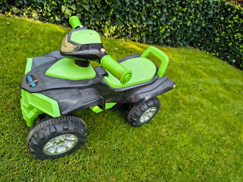 Quad kinderspeelgoed, Ophalen
