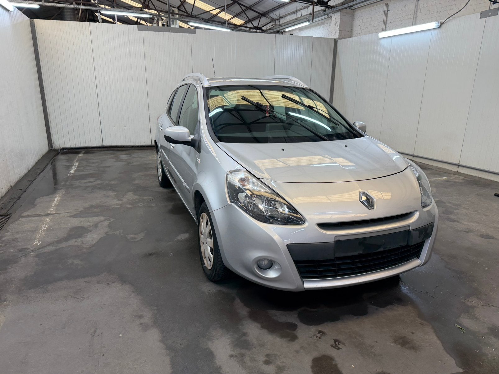 Renault Clio 1.2i 2012 140000Km Airco, Autos, Argent ou Gris, Achat, Entreprise, 5 portes