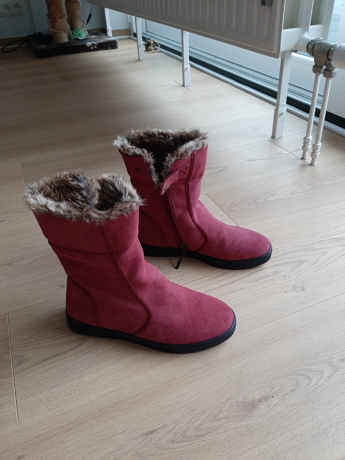 bottines Damart chaudes cassis, Enlèvement ou Envoi, Autres couleurs, Comme neuf, Boots et Botinnes