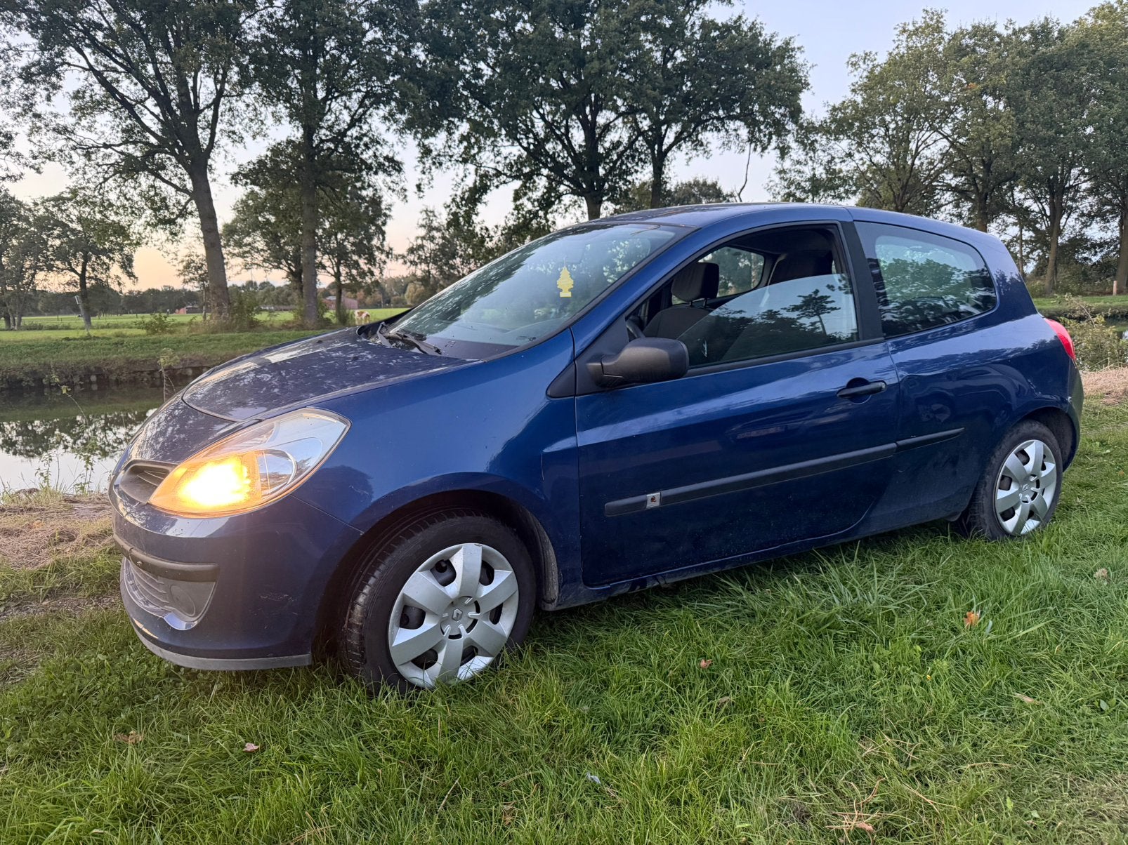 Renault clio, Auto's, Particulier, Te koop, Benzine