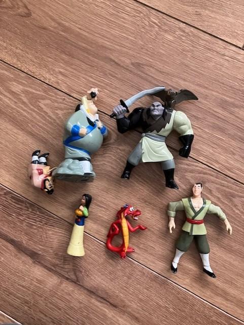 Mulan Figuren DIsney vintage, Verzamelen, Ophalen of Verzenden, Overige figuren, Gebruikt, Beeldje of Figuurtje