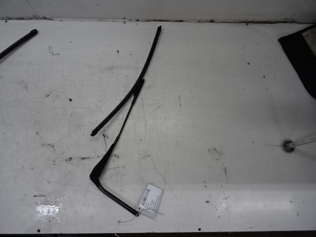 BRAS ESSUIE GLACE AVANT GAUCHE BMW 1 serie (E82), Utilisé, BMW