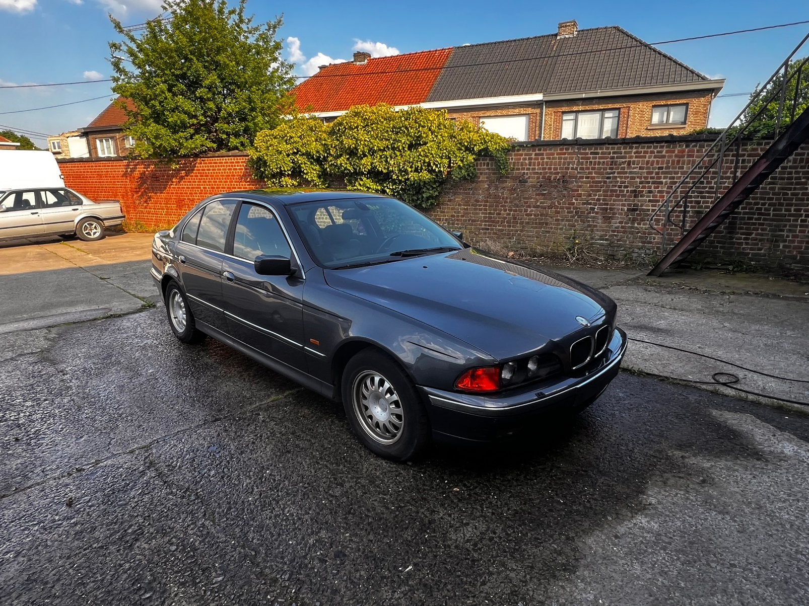 Bmw E39 523i, foto 2