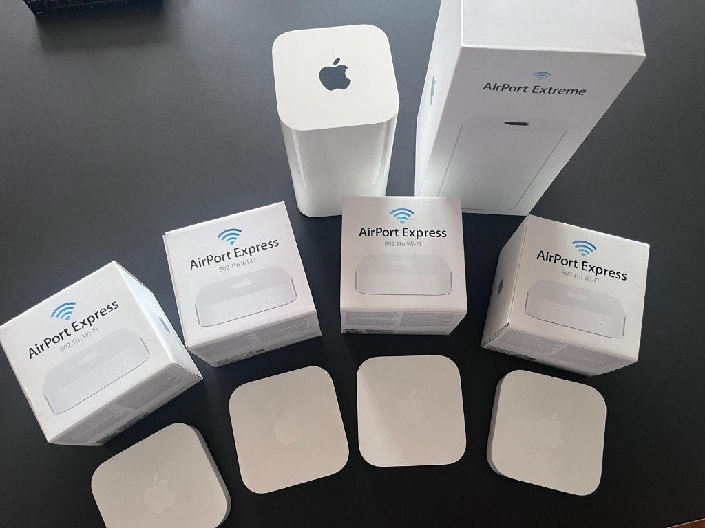 4 x Airport Express + 1 x Airport Extreme, Informatique & Logiciels, Enlèvement, Utilisé, Routeur, Apple