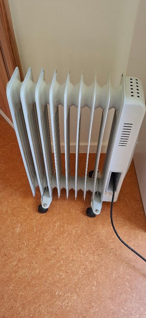 Radiator, Ophalen, 30 tot 80 cm, Gebruikt, Radiator