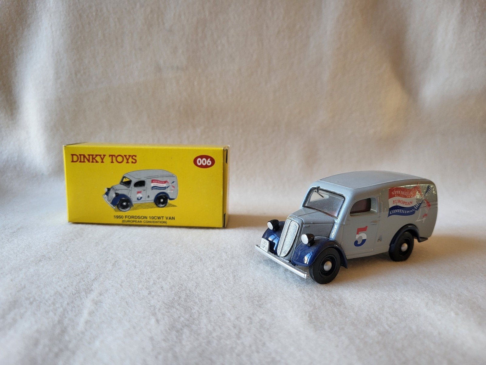 Fourgonnette Dinky Toys 006 Fordson 10CWT, Enlèvement ou Envoi, Dinky Toys