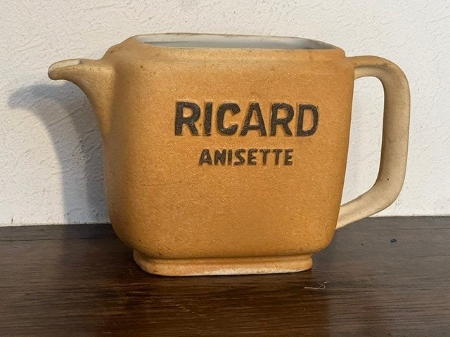 Ricard waterkan keramiek, Ophalen