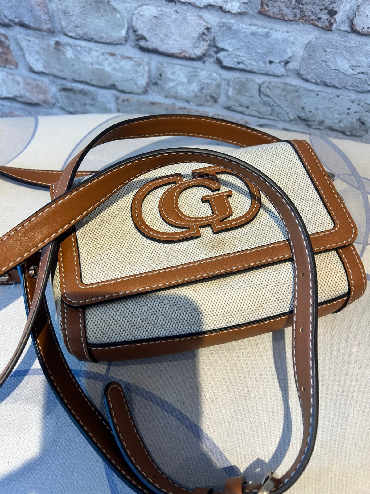 Guess crosbody, Kleding | Dames, Riemen en Ceinturen, Ophalen, Zo goed als nieuw
