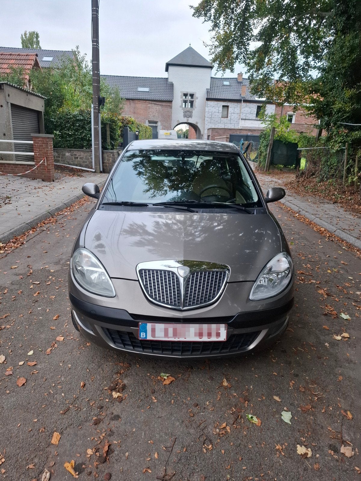 Lancia Ypsilon Automatique 1.4i Essence Euro 4, Auto's, Automaat, Verwarmde buitenspiegels, 1400 cc, Particulier