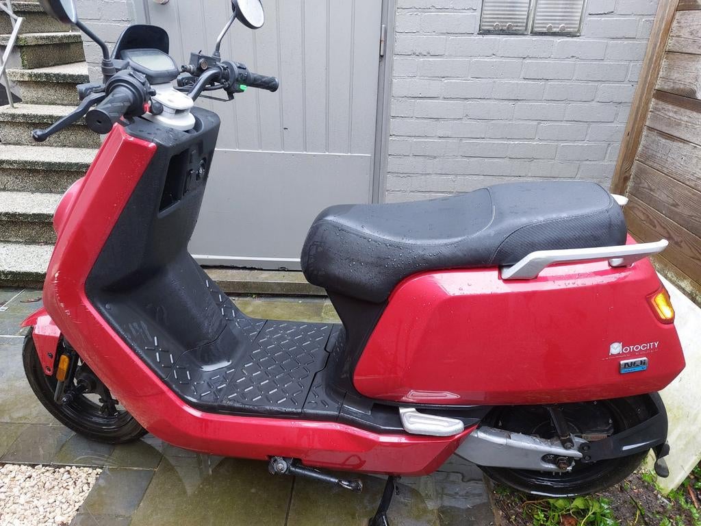 NIU B-klasse 2021, Enlèvement