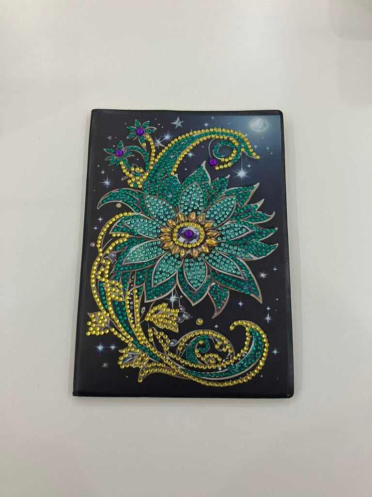 Notitieboekje A6 diamond painting - reeds gemaakt, Diversen, Notitieboeken, Ophalen of Verzenden, Zo goed als nieuw, A6