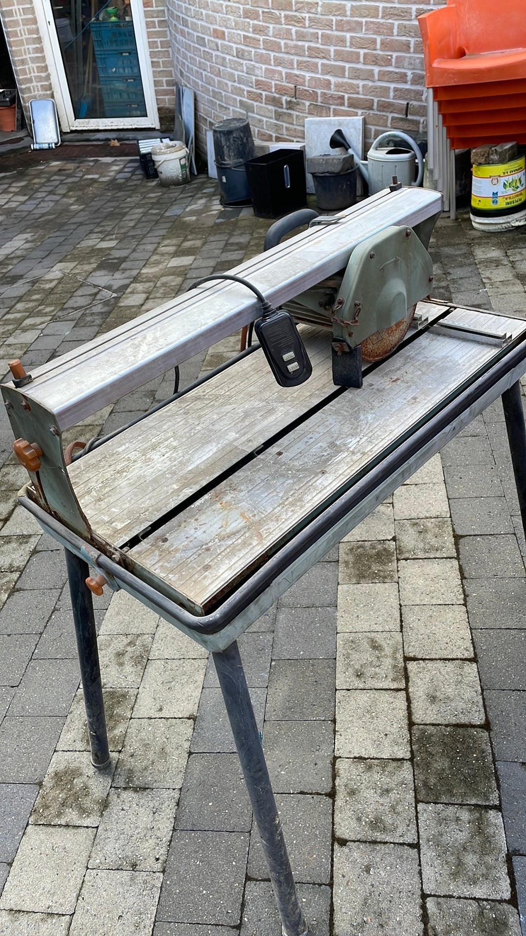 Tegelsnijder op water, Doe-het-zelf en Bouw, Ophalen, Gebruikt
