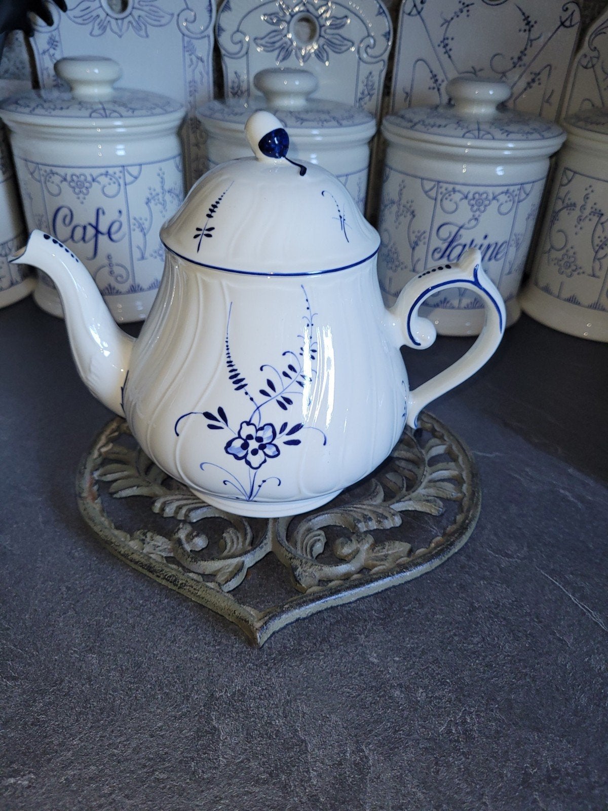 Oude Luxemburgse theepot van Villeroy en Boch, Antiek en Kunst, Ophalen of Verzenden