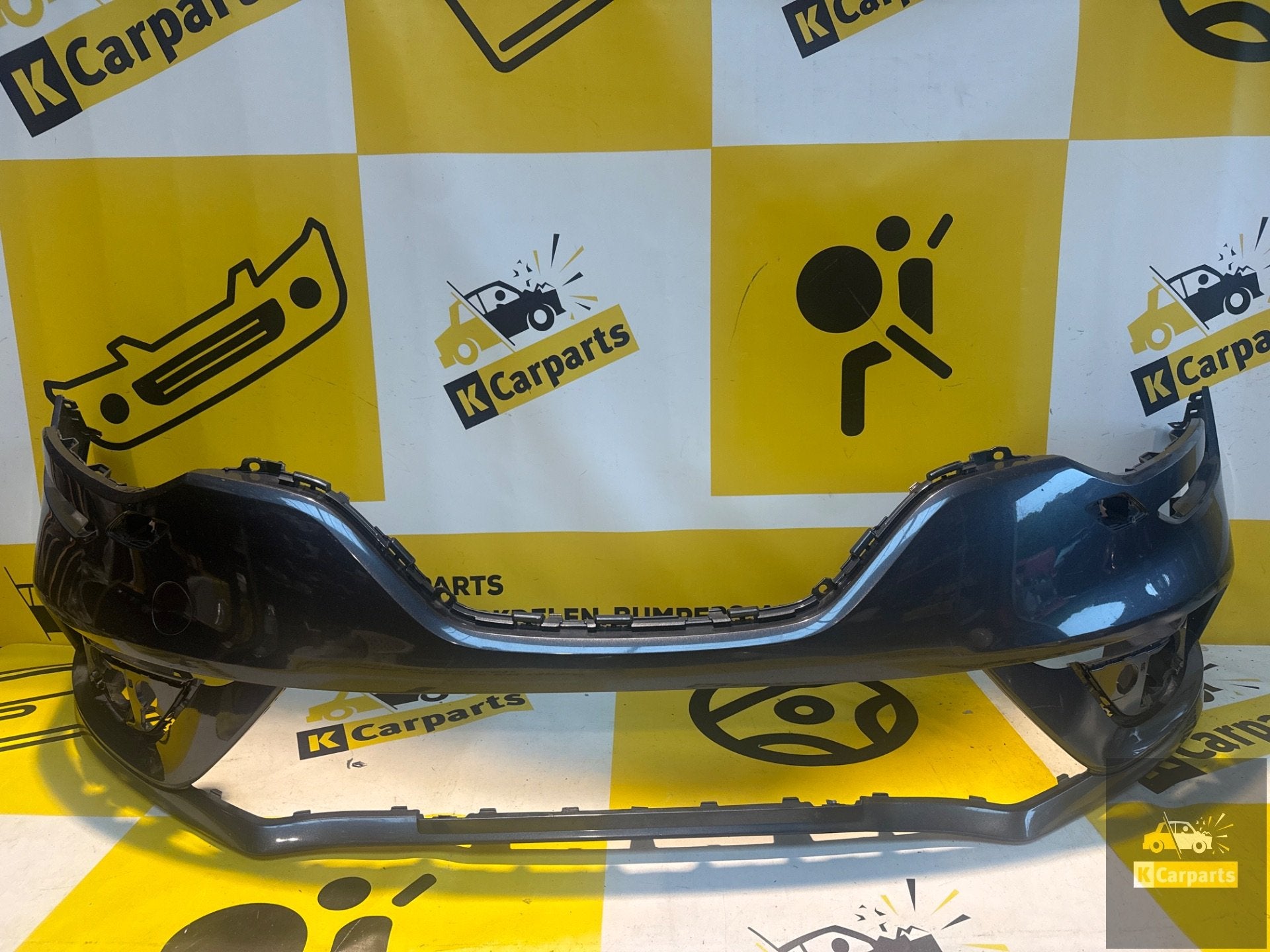 Voorbumper Renault Megane IV 4 bumper 620225094R, Auto-onderdelen, Info@fabrikant.eu, Bumper, Fabrikant BV, Gebruikt