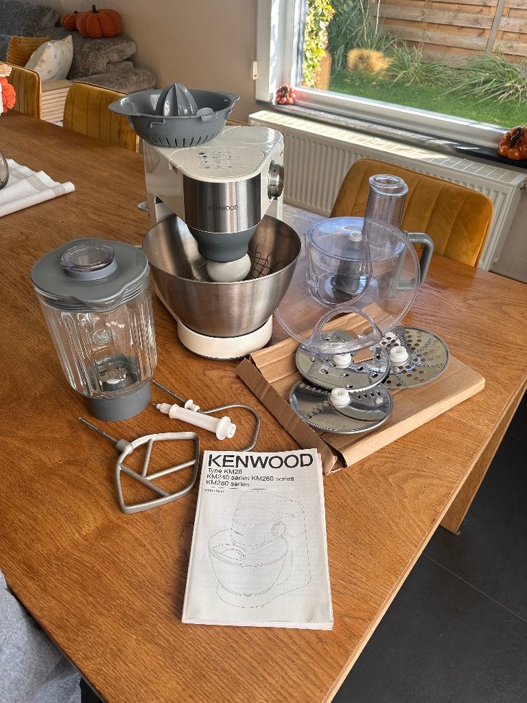 Kenwood keukenrobot en accessoires, Elektronische apparatuur, Ophalen, Zo goed als nieuw, Vaatwasserbestendig, 3 snelheden of meer