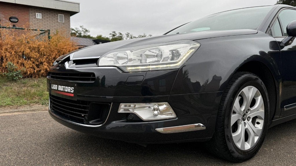 Citroen C5 1.6 İ | Exclusive - Showroomstaat | Automaat ||, Auto's, Stof, 4 cilinders, https://public.car-pass.be/vhr/47335bb1-ae3e-42da-a1ea-94b475841efd