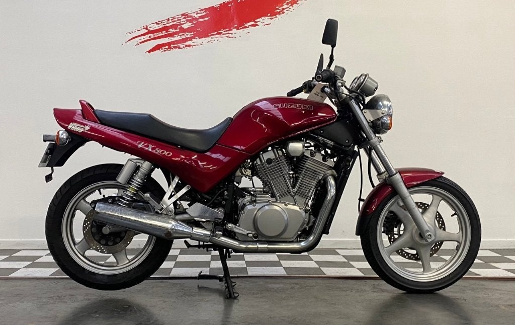 Suzuki VX800 — 14.670 km, 2 cilinders, Bedrijf, Toermotor