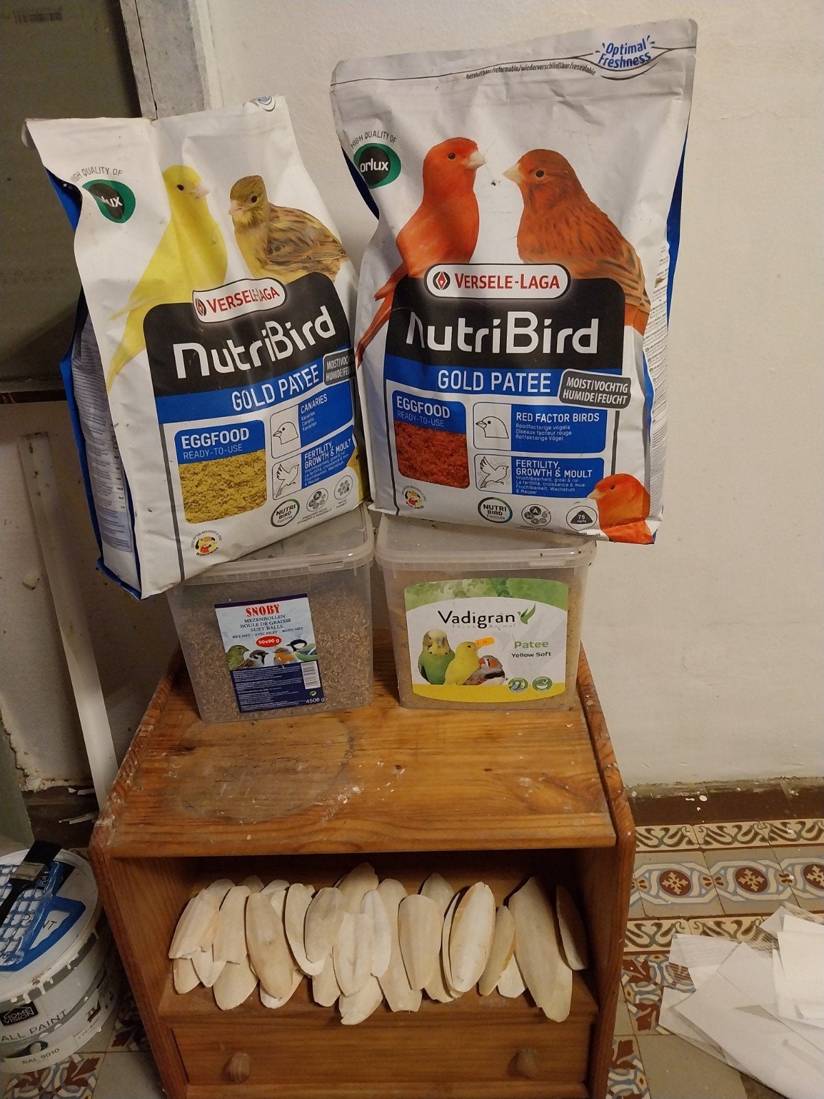 nourriture canaris, Enlèvement
