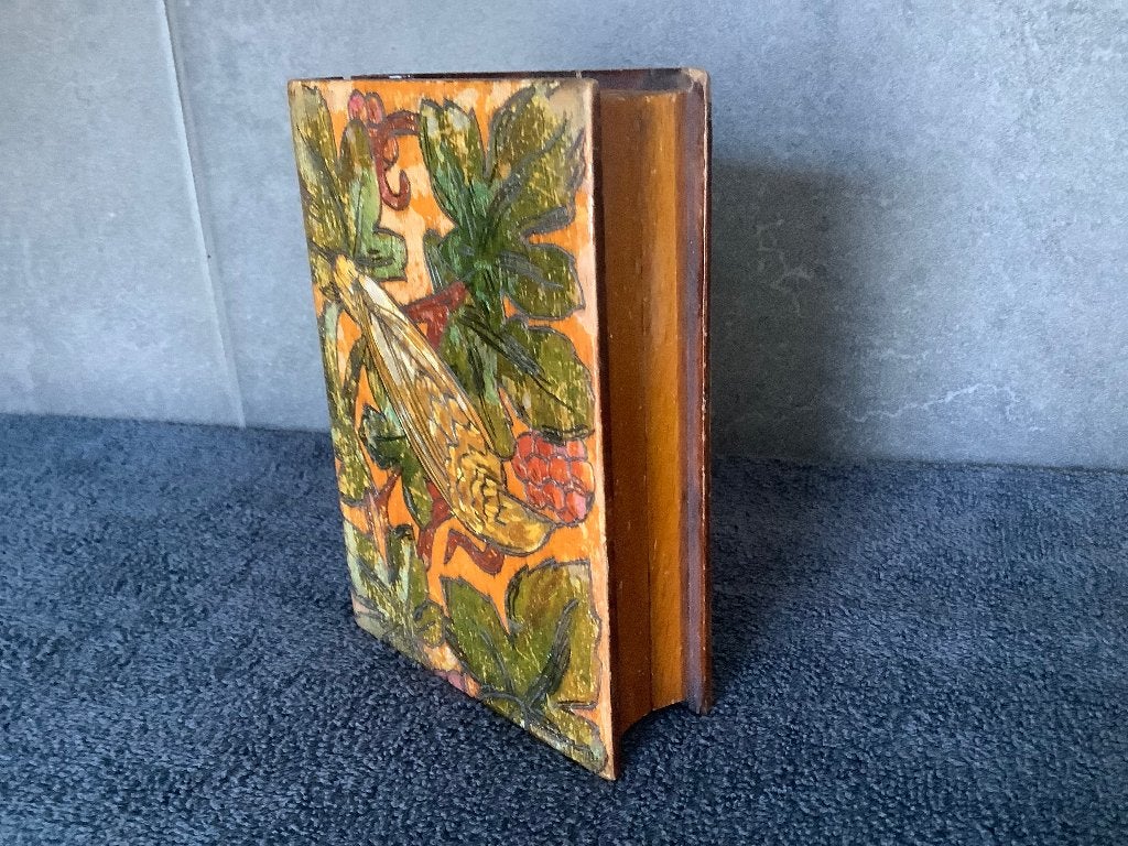Houten doosje in de vorm van boekje, Ophalen