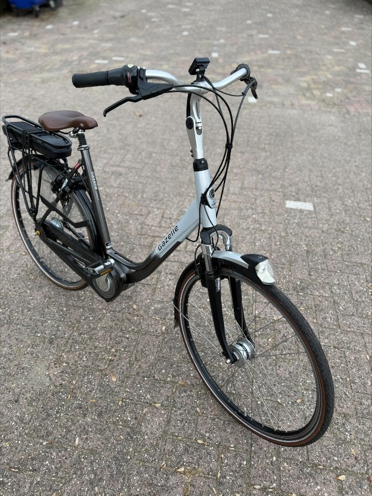 in nieuw staat gazelle midden motor 500 watt accu, 50 km par batterie ou plus, Comme neuf, Gazelle, Enlèvement