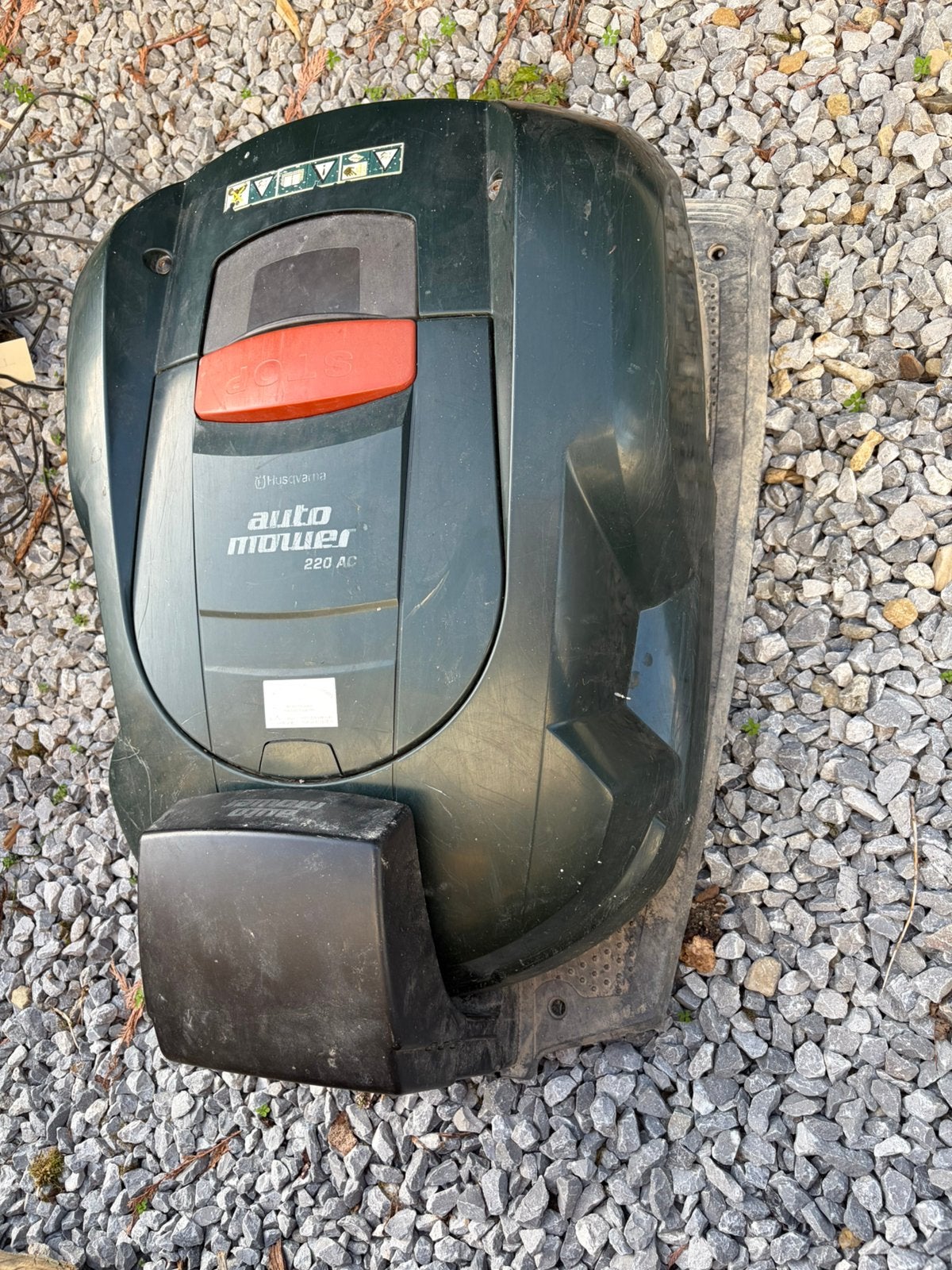 Robot husqvarna 220 ac, Jardin & Terrasse, Enlèvement, Comme neuf
