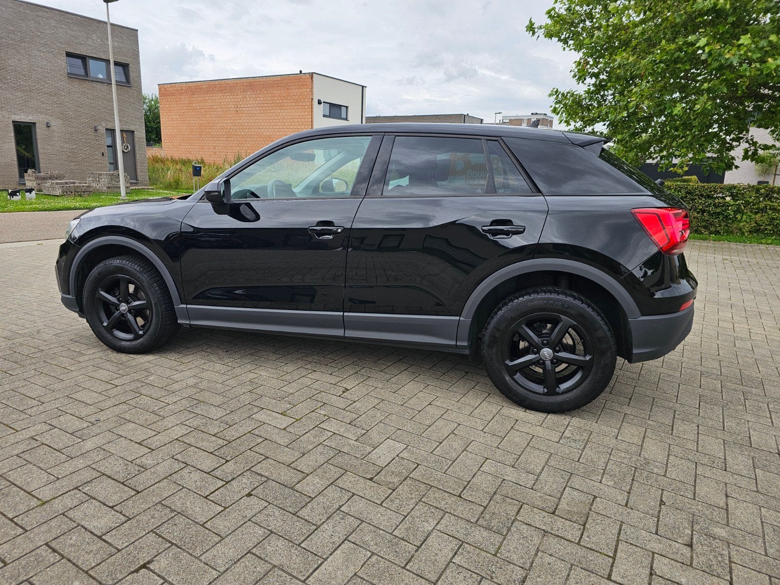 Audi Q2 1.0 Benzine Automaat., Auto's, Zwart, Leder, Bedrijf, SUV of Terreinwagen