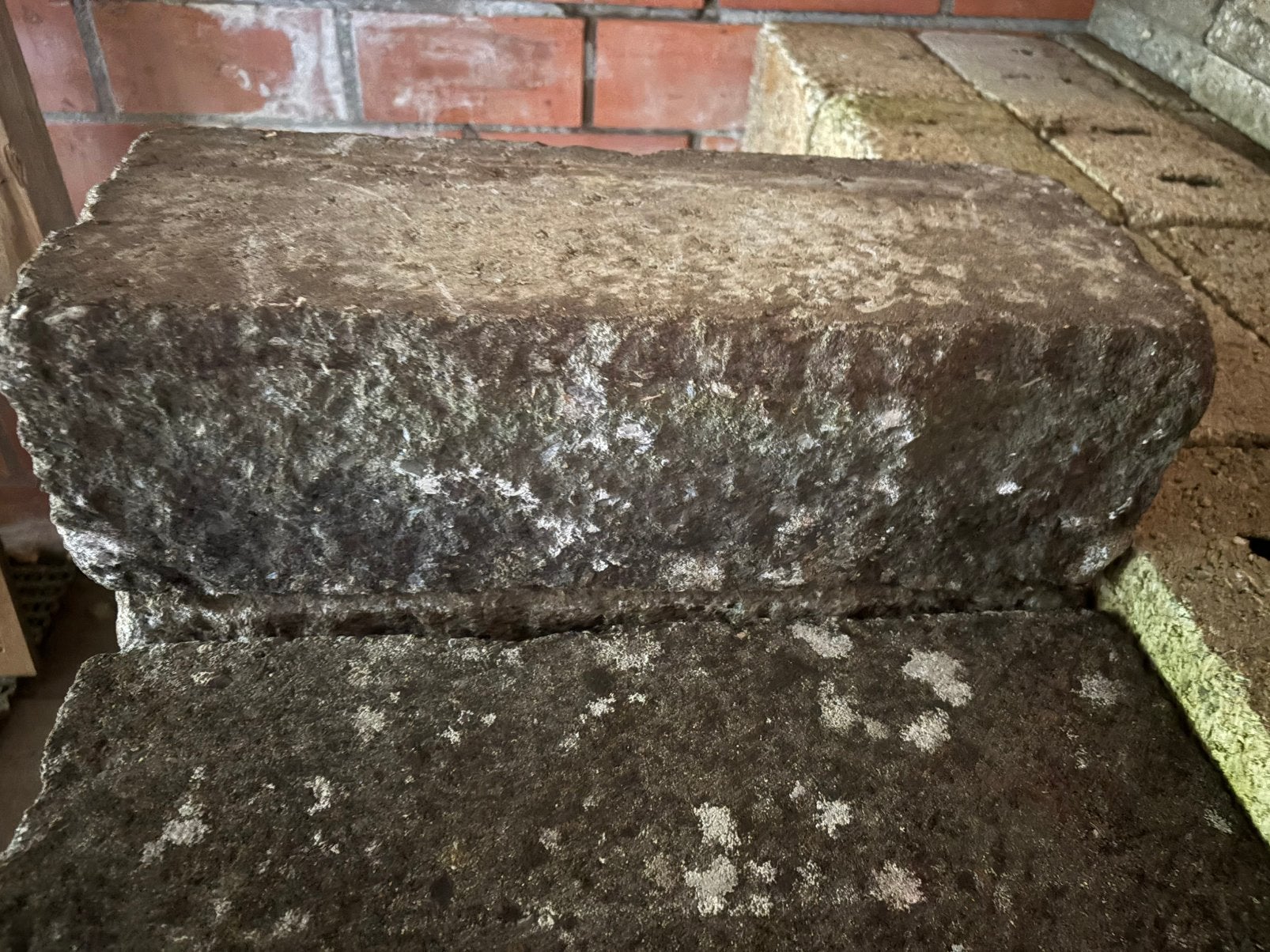 Natuursteen 40 stuks, Tuin en Terras, Grind, Keien en Split, Ophalen, Zo goed als nieuw