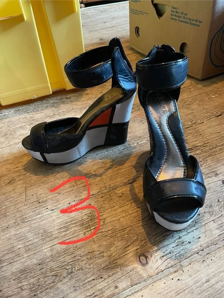 Chaussures, basket et talons, prix et tailles variées, Vêtements | Femmes, Autre, Enlèvement ou Envoi, Comme neuf