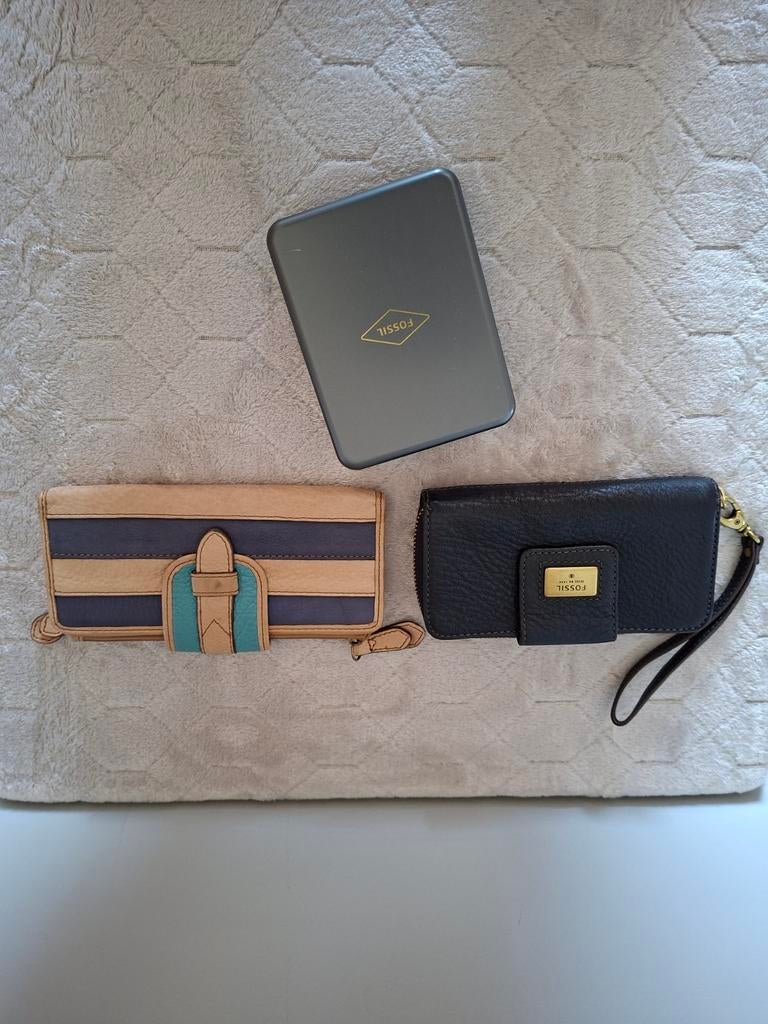2 portemonnees van Fossil, Ophalen